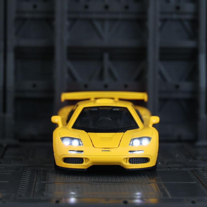 Decor Lighting Returns - 1:32 シミュレーション マクラーレン F1 合金スーパーカーモデル、車の装飾、ドアが開く、音と光が戻ってくる、ギフト