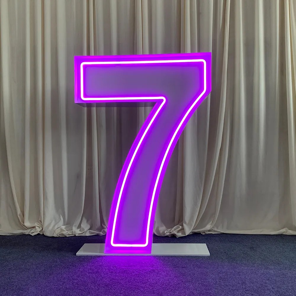 Light Up Letters Marquee - 発光ダイオードRGBネオンライトアップ大型文字4フィートマーキーデジタルメタル屋外結婚式用