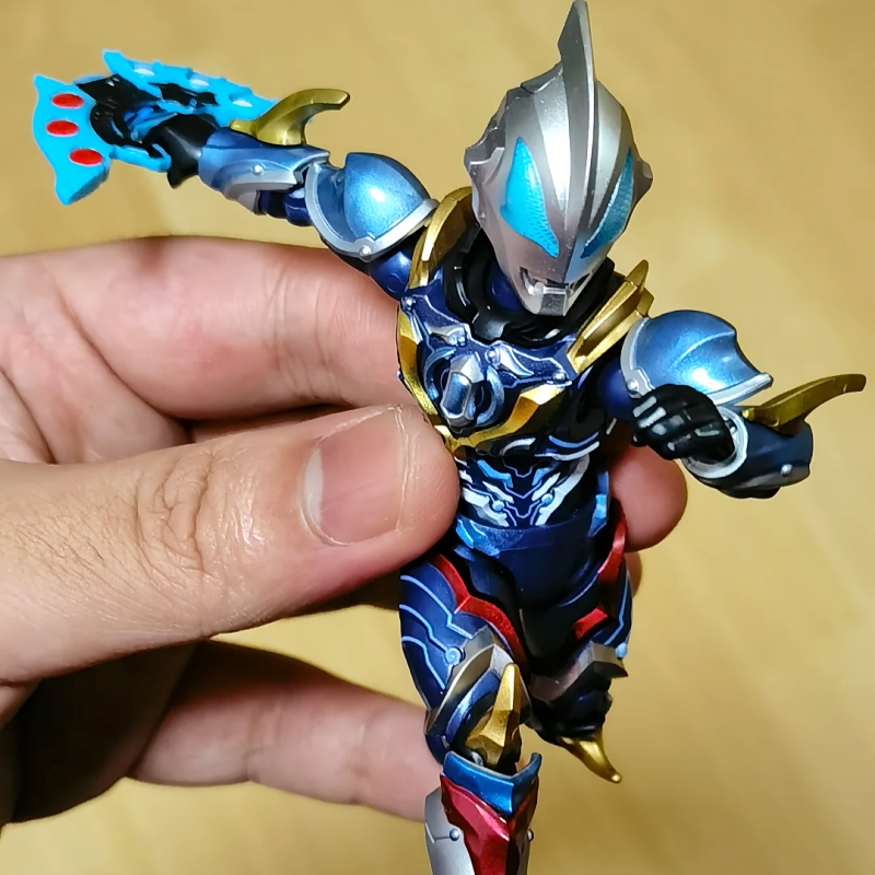 新しいブロッキーズ ウルトラマン ギャラクシー S バージョ - Decor Lighting Returns のレビューと価格