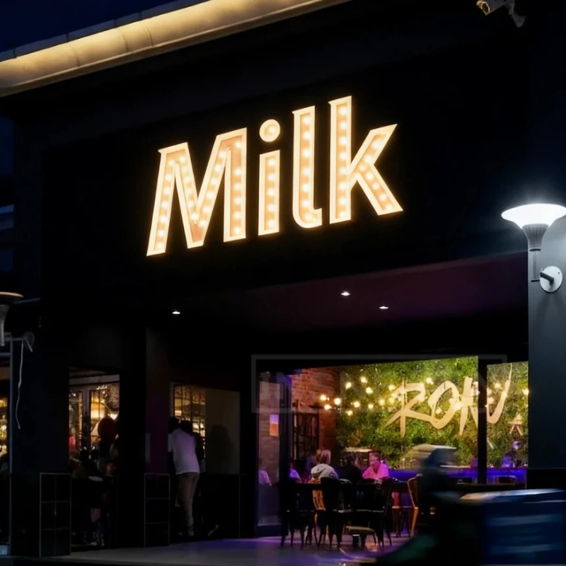 カスタムメタル電球文字マーキーサイン、カスタムビジネス照明付 - Light Up Letters Marquee のレビューと価格