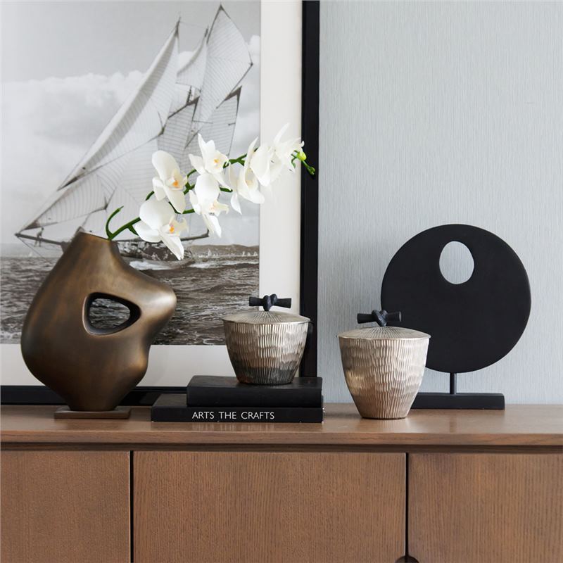 インド製の軽奢な銀線模様の収納ジャー、中空ボウル、軽奢な家庭 - Decor Lighting India のレビューと価格