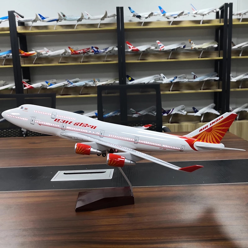 47cm エアインディア航空 B747 飛行機模型 1/15 - Decor Lighting India のレビューと価格