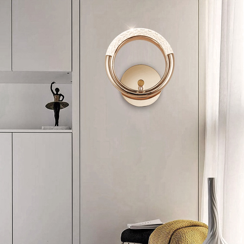 モダンな北欧の高級装飾壁ランプ鉄ベースアクリルランプシェード - Wall Decor Lighting のレビューと価格