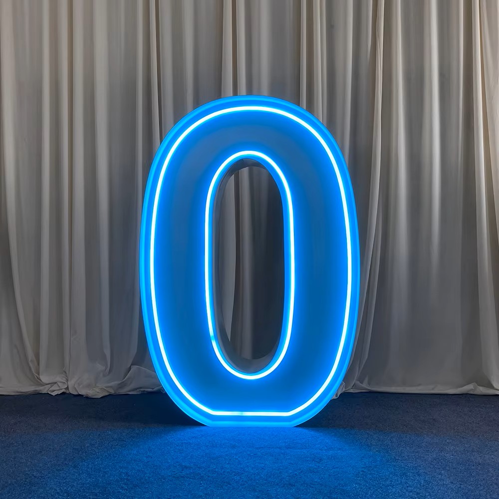 発光ダイオードRGBネオンライトアップ大型文字4フィートマー - Light Up Letters Marquee のレビューと価格